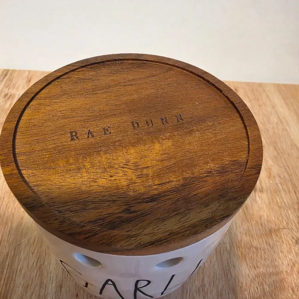 Rae Ddunn Ceramic Garlic Keeper with wooden lid 4.5